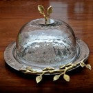 Cake Plate With Lid: Silver & Gold Cake Plate With Lid: Silver & Gold