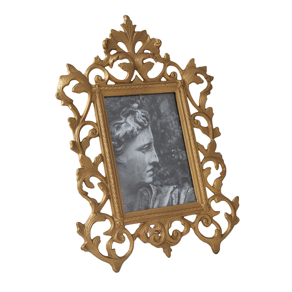 Gold Vintage Photo Frame: 5 X 7 Gold Vintage Photo Frame: 5 X 7
