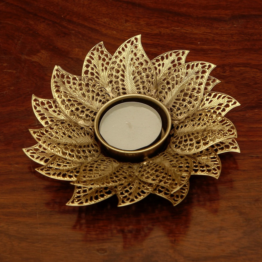 Flower Tea Light Holder: Gold